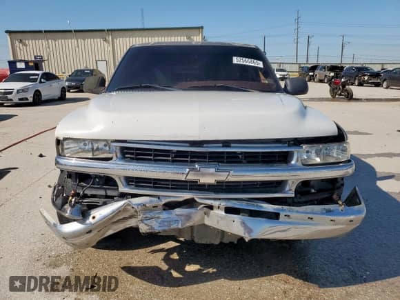 2002 Chevrolet Tahoe LS с VIN 1GNEC13V02J340019, выставлен на аукционе Copart как лот 52566865 с пробегом 320 518 миль миль и Чистый • Clean title. История ставок и продаж доступна на DreamBid. Изображение 5.