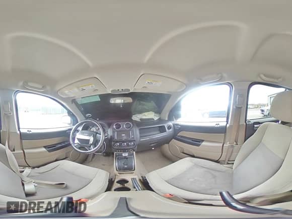 2010 Jeep Compass Latitude с VIN 1J4NF1FB5AD623461, выставлен на аукционе Copart как лот 49132315 с пробегом 113 496 миль миль и Списание • Salvage title. История ставок и продаж доступна на DreamBid. Изображение 14.