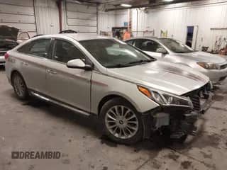 2015 Hyundai Sonata Sport z VIN 5NPE34AF8FH194098, wystawiony jako IAAI lot #41642055 z przebiegiem 123 683 mil mil oraz . Historia ofert i sprzedaży dostępna na DreamBid. Obrazek 1.