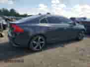2013 Volvo S60 T6 R-Design Platinum с VIN YV1902FH2D2174043, выставлен на аукционе Copart как лот 64599995 с пробегом 161 918 миль миль и Списание • Salvage title. История ставок и продаж доступна на DreamBid. Изображение 3.