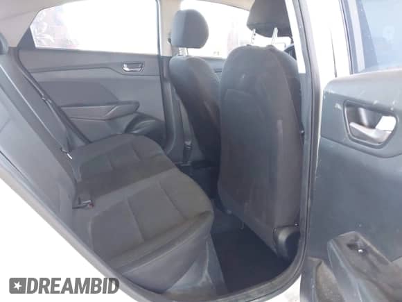 2018 Hyundai Accent SE with VIN 3KPC24A3XJE017582, listed as a IAAI auction lot 43045332 with 84,883 mi miles and . Bid and sale history available at DreamBid. Image 8.
