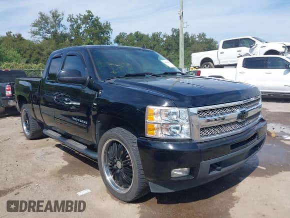 2011 Chevrolet Silverado 1500 LTZ with VIN 1GCRCTE06BZ327185, listed as a IAAI auction lot 43294145 with 90,576 mi miles and . Bid and sale history available at DreamBid. Image 1.