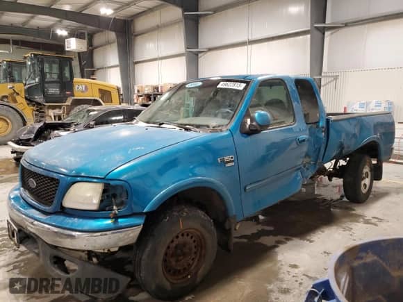 1999 Ford F-150 z VIN 2FTRX18W0XCA11505, wystawiony jako Copart lot #49622815 z przebiegiem Nie podano mil oraz Szkoda całkowita • Salvage title. Historia ofert i sprzedaży dostępna na DreamBid. Obrazek 1.