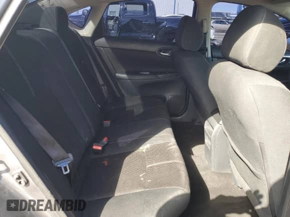 2017 Nissan Sentra S z VIN 3N1AB7AP2HY301442, wystawiony jako Copart lot #81315945 z przebiegiem 137 954 mil mil oraz Szkoda całkowita • Salvage title. Historia ofert i sprzedaży dostępna na DreamBid. Obrazek 10.