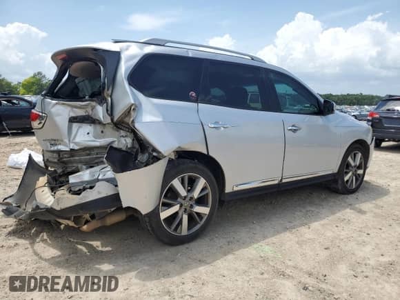 2014 Nissan Pathfinder SV z VIN 5N1AR2MN2EC646637, wystawiony jako Copart lot #59866345 z przebiegiem 165 634 mil mil oraz Szkoda całkowita • Salvage title. Historia ofert i sprzedaży dostępna na DreamBid. Obrazek 3.