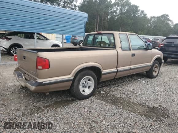 1997 Chevrolet S-10 LS с VIN 1GCCS19X6V8171454, выставлен на аукционе Copart как лот 85828805 с пробегом 126 864 миль миль и Чистый • Clean title. История ставок и продаж доступна на DreamBid. Изображение 3.