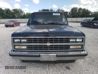 1989 Chevrolet Suburban с VIN 1GNER16K9KF194688, выставлен на аукционе Copart как лот 71224134 с пробегом 52 002 миль миль и Списание • Salvage title. История ставок и продаж доступна на DreamBid. Изображение 5.