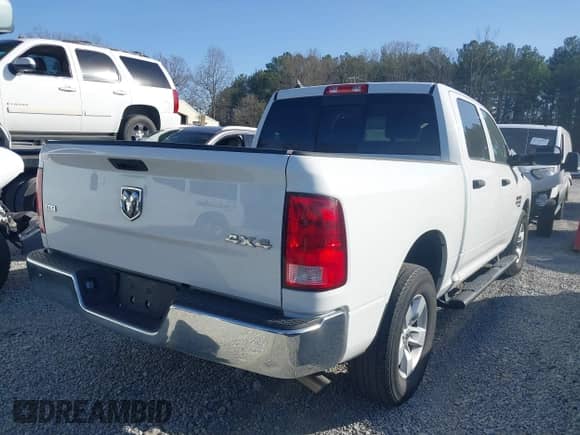 2022 Ram 1500 SLT z VIN 1C6RR7LG7NS209382, wystawiony jako IAAI lot #41645546 z przebiegiem 46 270 mil mil oraz . Historia ofert i sprzedaży dostępna na DreamBid. Obrazek 4.