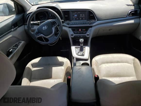 2018 Hyundai Elantra SEL с VIN 5NPD84LFXJH306001, выставлен на аукционе Copart как лот 71048325 с пробегом 134 311 миль миль и Списание • Salvage title. История ставок и продаж доступна на DreamBid. Изображение 8.