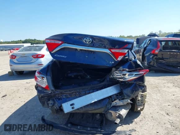 2017 Toyota Camry XLE с VIN 4T1BF1FK2HU718316, выставлен на аукционе IAAI как лот 43215103 с пробегом 85 052 миль миль и . История ставок и продаж доступна на DreamBid. Изображение 17.