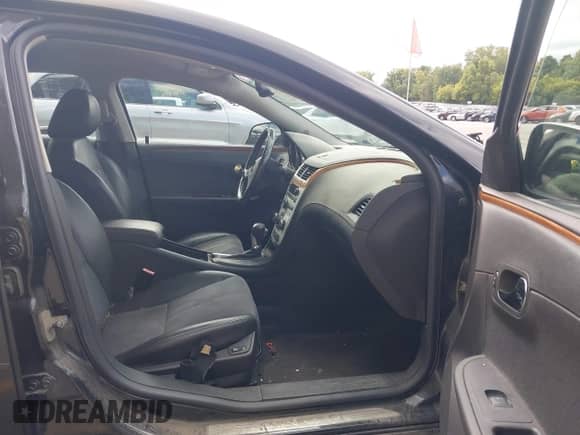 2011 Chevrolet Malibu 2LT с VIN 1G1ZD5E73BF142866, выставлен на аукционе IAAI как лот 43170982 с пробегом 172 881 миль миль и . История ставок и продаж доступна на DreamBid. Изображение 5.