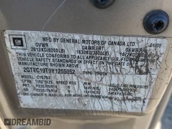 2000 GMC Sierra 1500 SLE with VIN 2GTEC19T9Y1255052, listed as a Copart auction lot 83404594 with 215,996 mi miles and Salvage title. Bid and sale history available at DreamBid. Image 14.