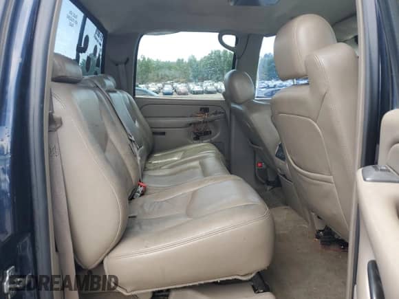 2005 GMC Sierra 1500 SLE z VIN 2GTEK13T751200347, wystawiony jako Copart lot #60863495 z przebiegiem 272 891 mil mil oraz Czysty tytuł • Clean title. Historia ofert i sprzedaży dostępna na DreamBid. Obrazek 10.