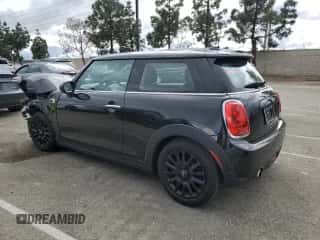 2019 MINI Hardtop Cooper with VIN WMWXP5C56K2H31697, listed as a Copart auction lot 48826655 with 60,190 mi miles and Salvage title. Bid and sale history available at DreamBid. Image 2.