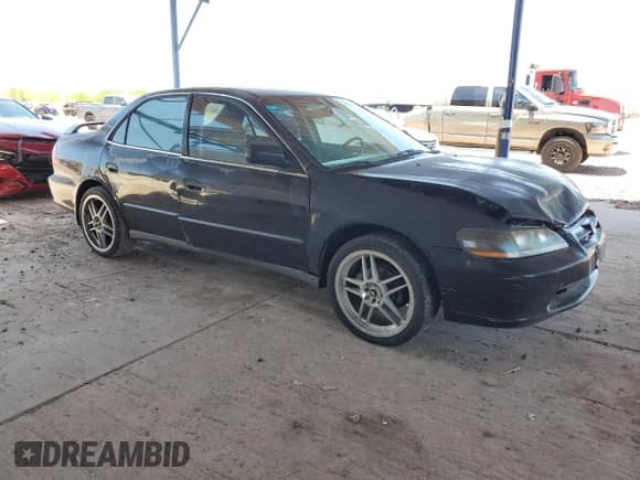 1998 Honda Accord LX with VIN 1HGCG5547WA138480, listed as a Copart auction lot 66171485 with 287,323 mi miles and Salvage title. Bid and sale history available at DreamBid. Image 4.