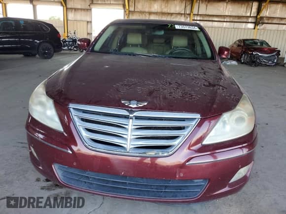 2009 Hyundai Genesis z VIN KMHGC46E99U026064, wystawiony jako Copart lot #73573634 z przebiegiem 201 086 mil mil oraz Czysty tytuł • Clean title. Historia ofert i sprzedaży dostępna na DreamBid. Obrazek 5.