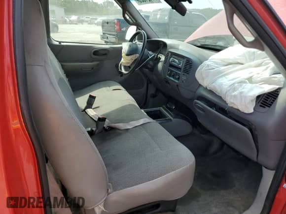 2000 Ford F-150 XL z VIN 3FTZF172XYMA80175, wystawiony jako Copart lot #71421825 z przebiegiem Nie podano mil oraz Szkoda całkowita • Salvage title. Historia ofert i sprzedaży dostępna na DreamBid. Obrazek 10.