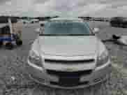 2010 Chevrolet Malibu 2LT z VIN 1G1ZD5EB5AF153046, wystawiony jako Copart lot #81274355 z przebiegiem 47 876 mil mil oraz Szkoda całkowita • Salvage title. Historia ofert i sprzedaży dostępna na DreamBid. Obrazek 5.