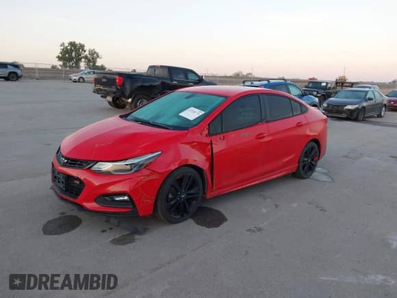 2018 Chevrolet Cruze LT с VIN 1G1BE5SM8J7147336, выставлен на аукционе IAAI как лот 43328774 с пробегом 147 660 миль миль и . История ставок и продаж доступна на DreamBid. Изображение 21.