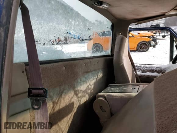 1996 Ford F-150 с VIN 1FTEF14Y0TLB45813, выставлен на аукционе Copart как лот 45307905 с пробегом Не указан миль и Списание • Salvage title. История ставок и продаж доступна на DreamBid. Изображение 10.