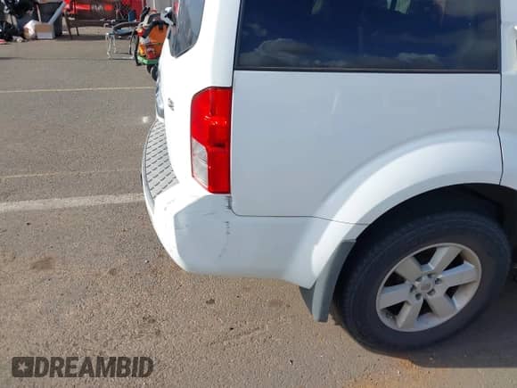 2009 Nissan Pathfinder SE с VIN 5N1AR18U19C613498, выставлен на аукционе IAAI как лот 41892075 с пробегом 131 352 миль миль и . История ставок и продаж доступна на DreamBid. Изображение 6.