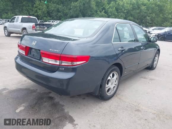 2004 Honda Accord LX с VIN 1HGCM66354A096585, выставлен на аукционе IAAI как лот 42524707 с пробегом 240 884 миль миль и . История ставок и продаж доступна на DreamBid. Изображение 4.