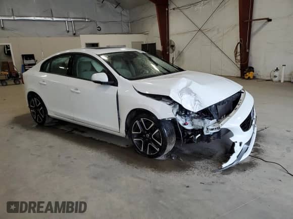 2018 Volvo S60 Dynamic с VIN YV140MTLXJ2450852, выставлен на аукционе Copart как лот 53932485 с пробегом Не указан миль и Списание • Salvage title. История ставок и продаж доступна на DreamBid. Изображение 4.