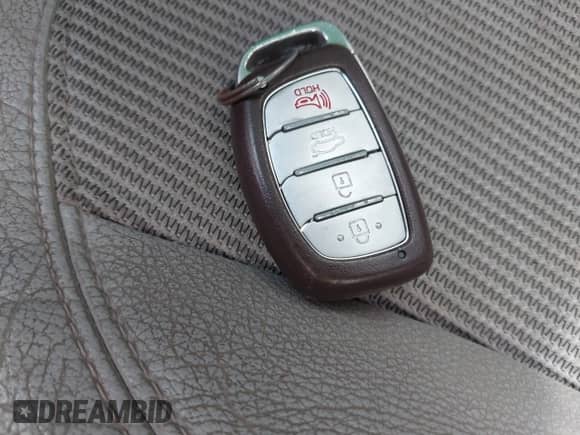 2012 Hyundai Veloster w/Black Int z VIN KMHTC6ADXCU036070, wystawiony jako IAAI lot #41779990 z przebiegiem Nie podano mil oraz . Historia ofert i sprzedaży dostępna na DreamBid. Obrazek 11.