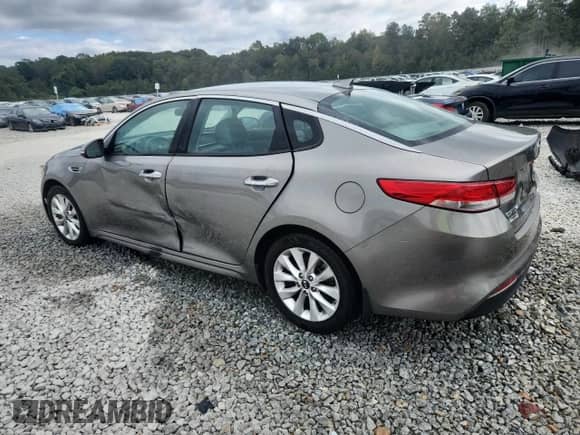 2016 Kia Optima EX с VIN 5XXGU4L32GG119340, выставлен на аукционе Copart как лот 84393645 с пробегом 126 595 миль миль и Списание • Salvage title. История ставок и продаж доступна на DreamBid. Изображение 2.