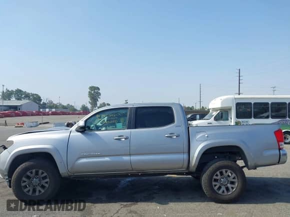 2016 Toyota Tacoma SR5 с VIN 5TFAX5GN7GX052127, выставлен на аукционе IAAI как лот 42576441 с пробегом 153 012 миль миль и . История ставок и продаж доступна на DreamBid. Изображение 15.