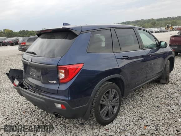 2021 Honda Passport EX-L with VIN 5FNYF8H53MB004552, listed as a Copart auction lot 70690565 with 100,370 mi miles and Salvage title. Bid and sale history available at DreamBid. Image 3.