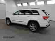 2013 Jeep Grand Cherokee Limited z VIN 1C4RJFBG3DC520134, wystawiony jako Copart lot #84387515 z przebiegiem 153 138 mil mil oraz Czysty tytuł • Clean title. Historia ofert i sprzedaży dostępna na DreamBid. Obrazek 2.