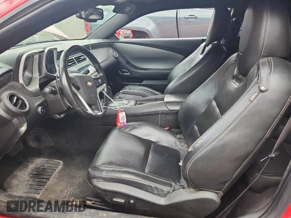 2012 Chevrolet Camaro 2LT z VIN 2G1FC1E3XC9203927, wystawiony jako Copart lot #80660835 z przebiegiem 127 557 mil mil oraz Szkoda całkowita • Salvage title. Historia ofert i sprzedaży dostępna na DreamBid. Obrazek 7.
