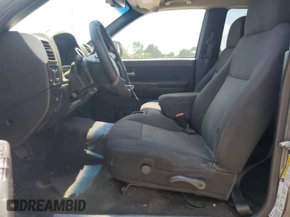 2008 Chevrolet Colorado 2LT z VIN 1GCDS13E988136472, wystawiony jako Copart lot #68158855 z przebiegiem 236 380 mil mil oraz Szkoda całkowita • Salvage title. Historia ofert i sprzedaży dostępna na DreamBid. Obrazek 7.