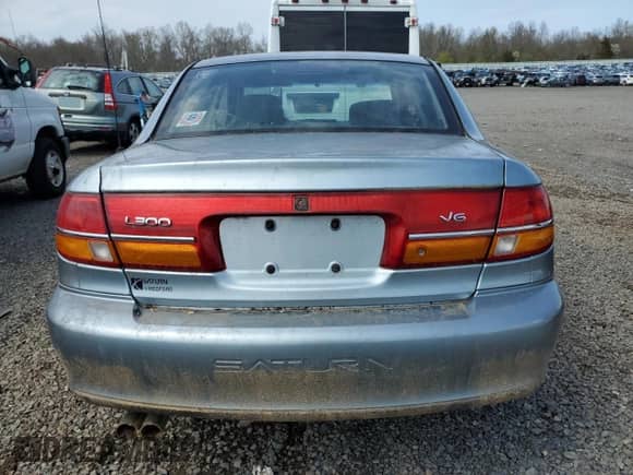 2002 Saturn LS with VIN 1G8JW54R12Y558138, listed as a Copart auction lot 53229105 with 158,131 mi miles and Salvage title. Bid and sale history available at DreamBid. Image 6.
