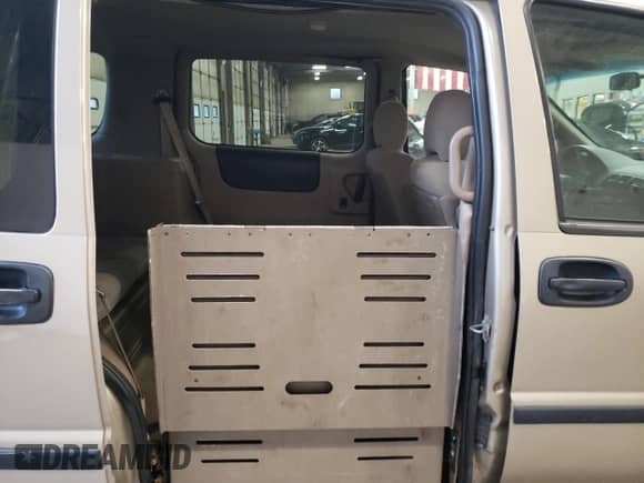 2006 Chevrolet Uplander LS Fleet с VIN 1GBDV13L76D211135, выставлен на аукционе Copart как лот 84194724 с пробегом 84 908 миль миль и Списание • Salvage title. История ставок и продаж доступна на DreamBid. Изображение 11.