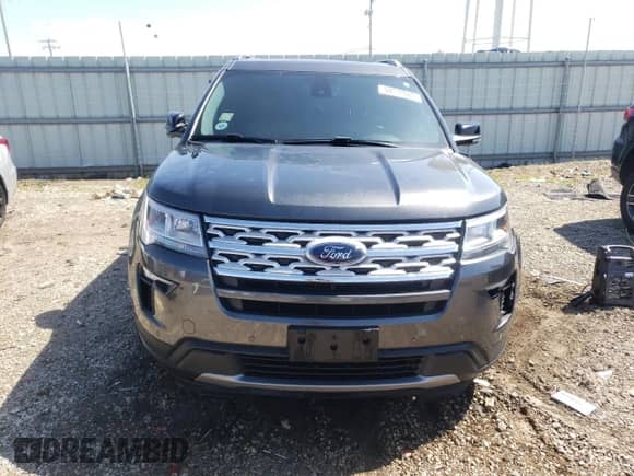 2018 Ford Explorer XLT с VIN 1FM5K8D8XJGC24427, выставлен на аукционе Copart как лот 58315685 с пробегом 80 614 миль миль и Списание • Salvage title. История ставок и продаж доступна на DreamBid. Изображение 5.