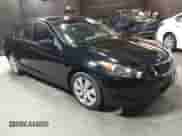 2008 Honda Accord EX z VIN 1HGCP267X8A117357, wystawiony jako IAAI lot #42623086 z przebiegiem 136 737 mil mil oraz . Historia ofert i sprzedaży dostępna na DreamBid. Obrazek 1.