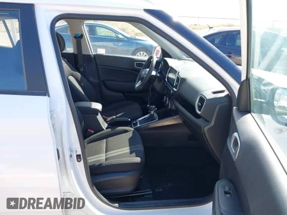 2025 Hyundai Venue SEL с VIN KMHRC8A37SU387675, выставлен на аукционе IAAI как лот 43321041 с пробегом 1 514 миль миль и . История ставок и продаж доступна на DreamBid. Изображение 5.