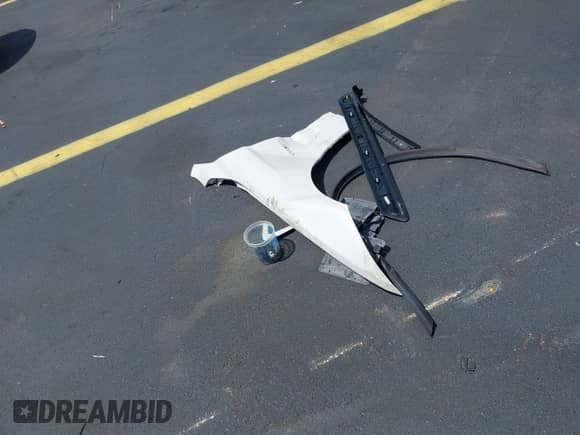 2018 BMW 4 Series 430i with VIN WBA4Z1C54JEC72611, listed as a IAAI auction lot 42337136 with 33,768 mi miles and . Bid and sale history available at DreamBid. Image 12.