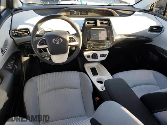 2018 Toyota Prius Two с VIN JTDKARFU3J3068278, выставлен на аукционе Copart как лот 86086105 с пробегом 33 481 миль миль и На запчасти • Non repairable. История ставок и продаж доступна на DreamBid. Изображение 8.