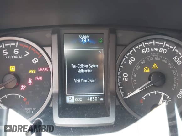 2022 Toyota Tacoma SR5 z VIN 3TYDZ5BNXNT015367, wystawiony jako IAAI lot #42257523 z przebiegiem 46 301 mil mil oraz . Historia ofert i sprzedaży dostępna na DreamBid. Obrazek 15.