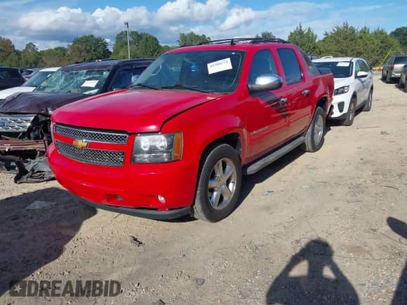 2012 Chevrolet Avalanche LT with VIN 3GNTKFE75CG298293, listed as a IAAI auction lot 43388573 with 213,573 mi miles and . Bid and sale history available at DreamBid. Image 2.