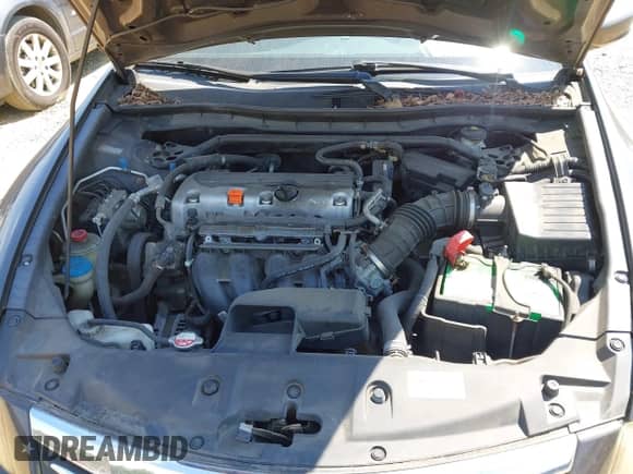 2011 Honda Accord EX-L с VIN 1HGCP2F87BA048109, выставлен на аукционе IAAI как лот 43159037 с пробегом 156 839 миль миль и . История ставок и продаж доступна на DreamBid. Изображение 10.