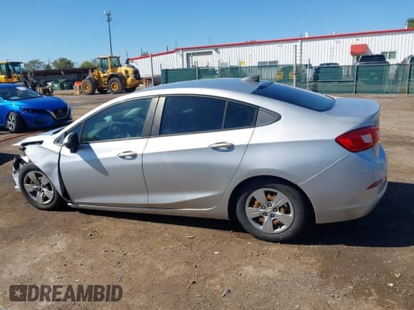 2018 Chevrolet Cruze LS with VIN 1G1BC5SM0J7166114, listed as a IAAI auction lot 43395438 with 70,247 mi miles and . Bid and sale history available at DreamBid. Image 14.