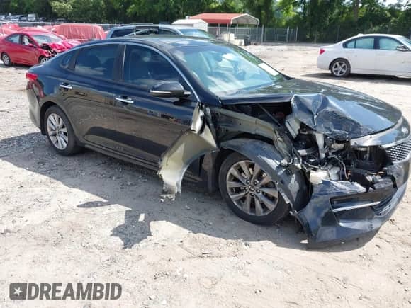 2016 Kia Optima EX z VIN 5XXGU4L34GG053308, wystawiony jako IAAI lot #42446166 z przebiegiem 127 971 mil mil oraz . Historia ofert i sprzedaży dostępna na DreamBid. Obrazek 1.