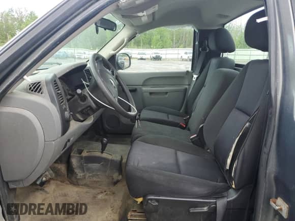 2011 GMC Sierra 1500 Work Truck z VIN 1GTN2TE0XBZ105489, wystawiony jako Copart lot #60277115 z przebiegiem 158 408 mil mil oraz Szkoda całkowita • Salvage title. Historia ofert i sprzedaży dostępna na DreamBid. Obrazek 7.