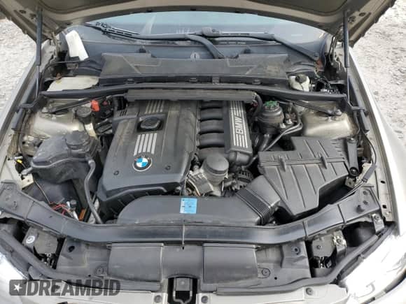 2009 BMW 3 Series 328i с VIN WBAPH77539NM27137, выставлен на аукционе Copart как лот 86623085 с пробегом 151 175 миль миль и Списание • Salvage title. История ставок и продаж доступна на DreamBid. Изображение 11.