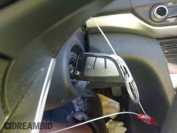 2020 Hyundai Elantra SEL z VIN 5NPD84LFXLH512650, wystawiony jako IAAI lot #43410928 z przebiegiem 81 785 mil mil oraz . Historia ofert i sprzedaży dostępna na DreamBid. Obrazek 11.