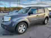 2015 Honda Pilot LX z VIN 5FNYF4H25FB060218, wystawiony jako Copart lot #82473835 z przebiegiem 83 803 mil mil oraz Szkoda całkowita • Salvage title. Historia ofert i sprzedaży dostępna na DreamBid. Obrazek 1.